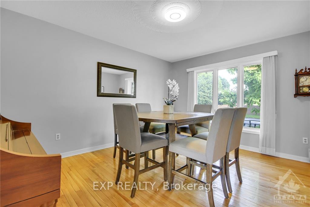 Photo 10 of 45 Sunnycrest Drive, Ottawa, City View/Skyline/Fisher Heights/Parkwood Hills — HOMEH