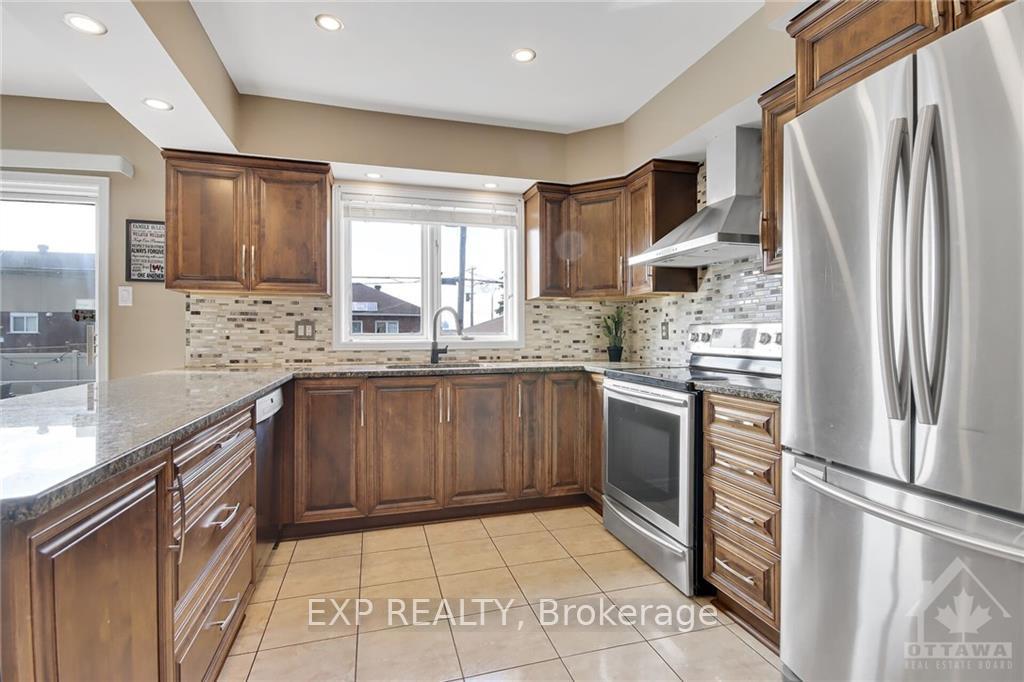 Photo 11 of 45 Sunnycrest Drive, Ottawa, City View/Skyline/Fisher Heights/Parkwood Hills — HOMEH