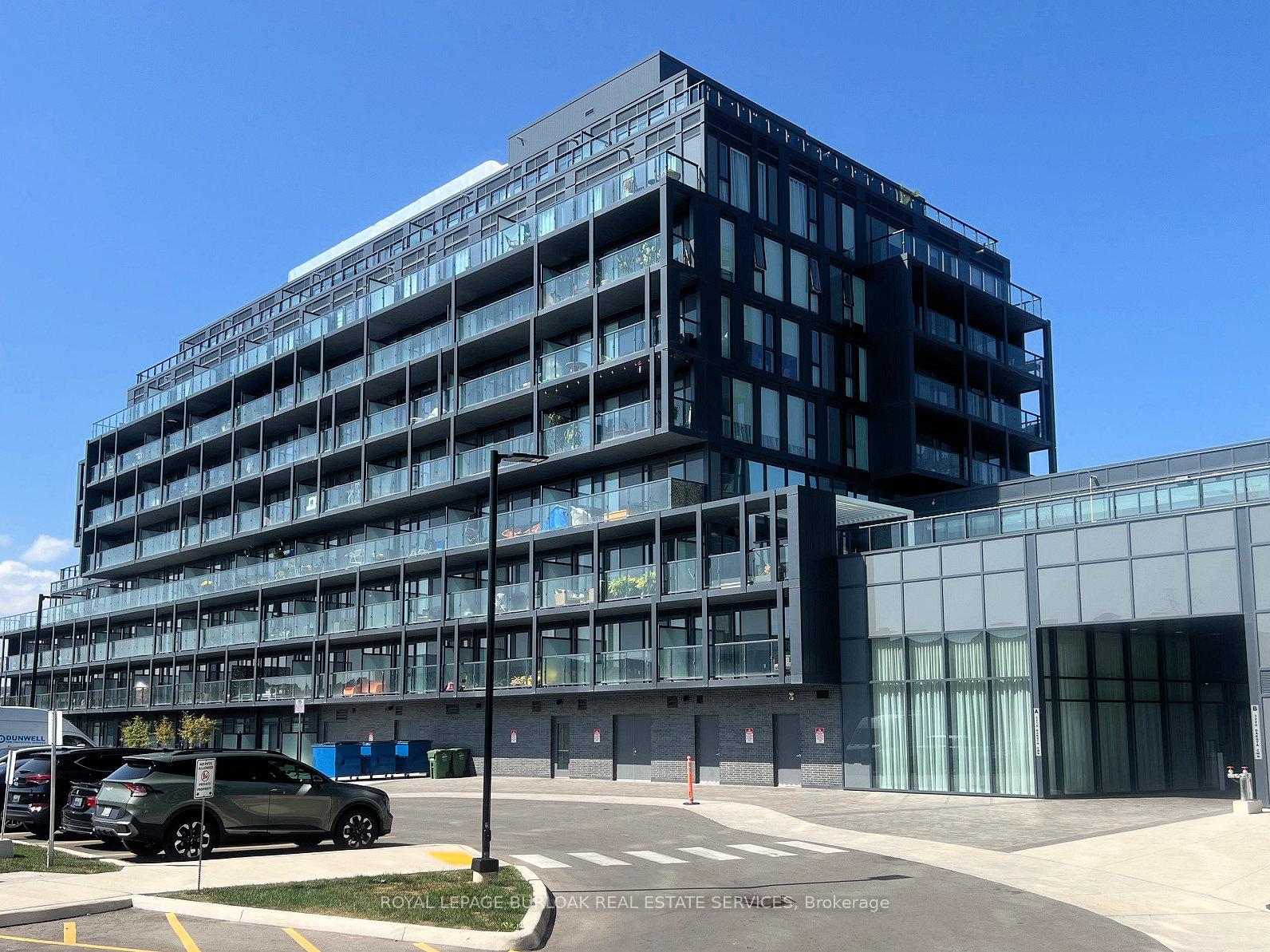 Photo 2 of Unit A303, 3210 Dakota Common, Burlington, Alton — HOMEH