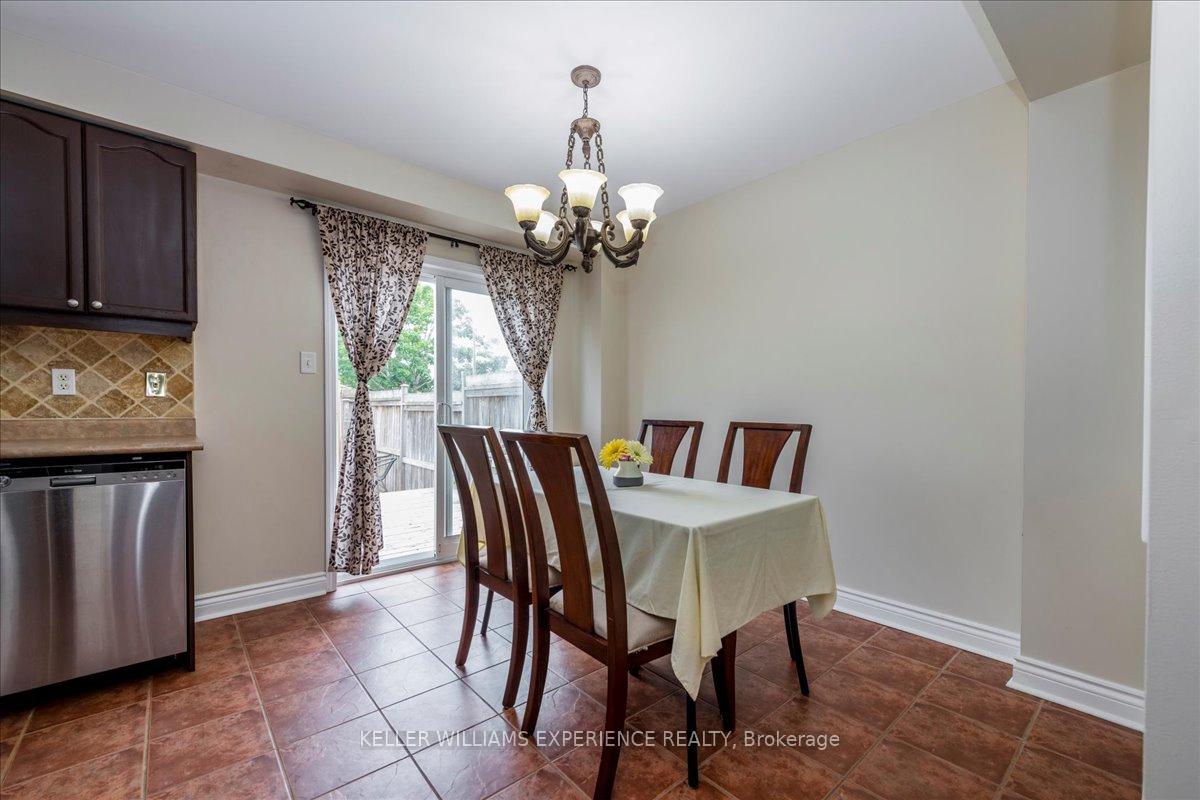 Photo 6 of 39 Coleman Drive, Barrie, Edgehill Drive — HOMEH