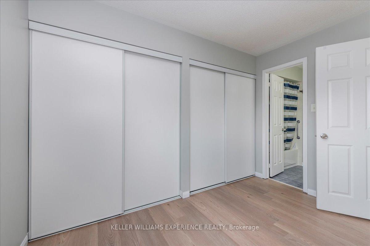 Photo 14 of 39 Coleman Drive, Barrie, Edgehill Drive — HOMEH