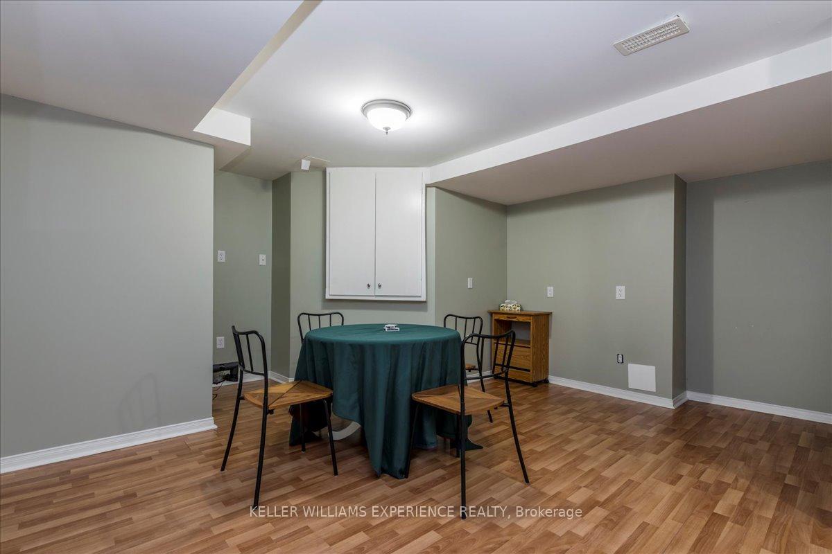 Photo 19 of 39 Coleman Drive, Barrie, Edgehill Drive — HOMEH
