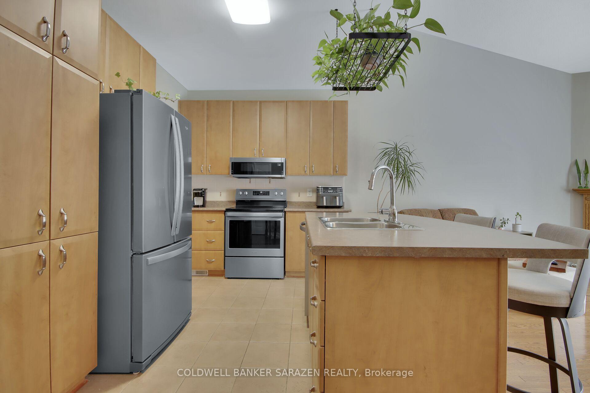 Photo 8 of 224 Allgrove Way, Ottawa, Stittsville (South) — HOMEH