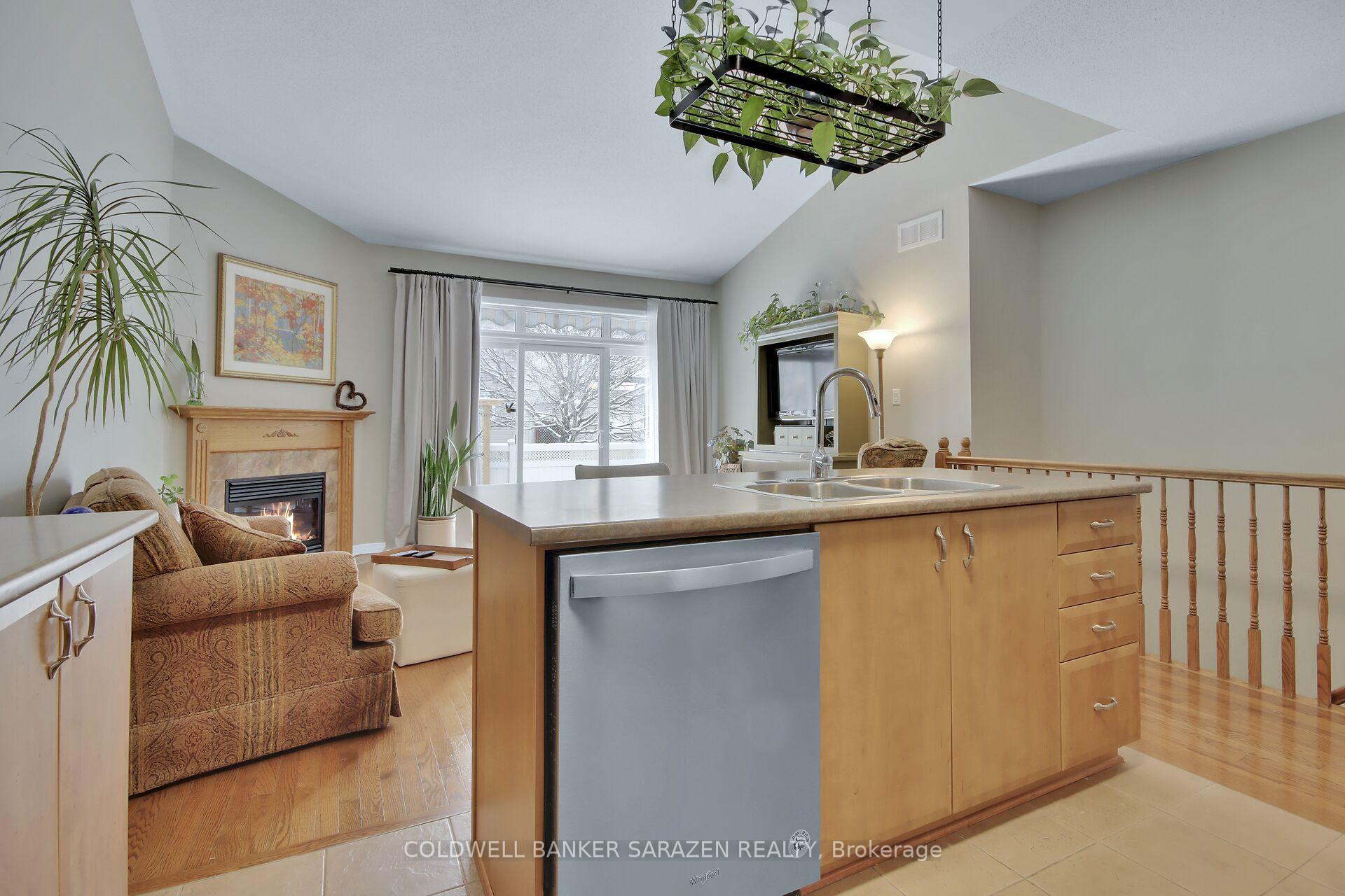 Photo 9 of 224 Allgrove Way, Ottawa, Stittsville (South) — HOMEH