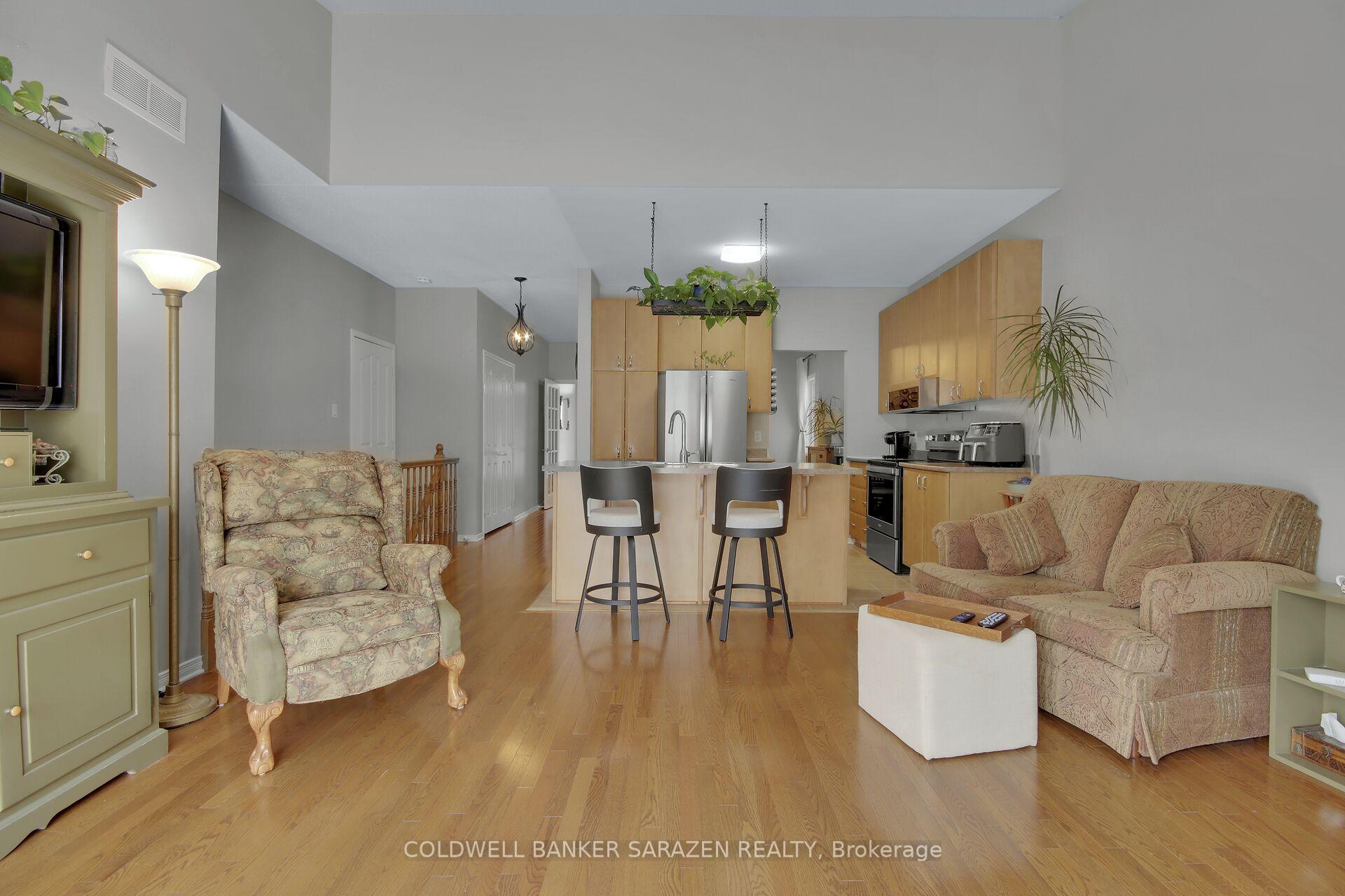 Photo 11 of 224 Allgrove Way, Ottawa, Stittsville (South) — HOMEH