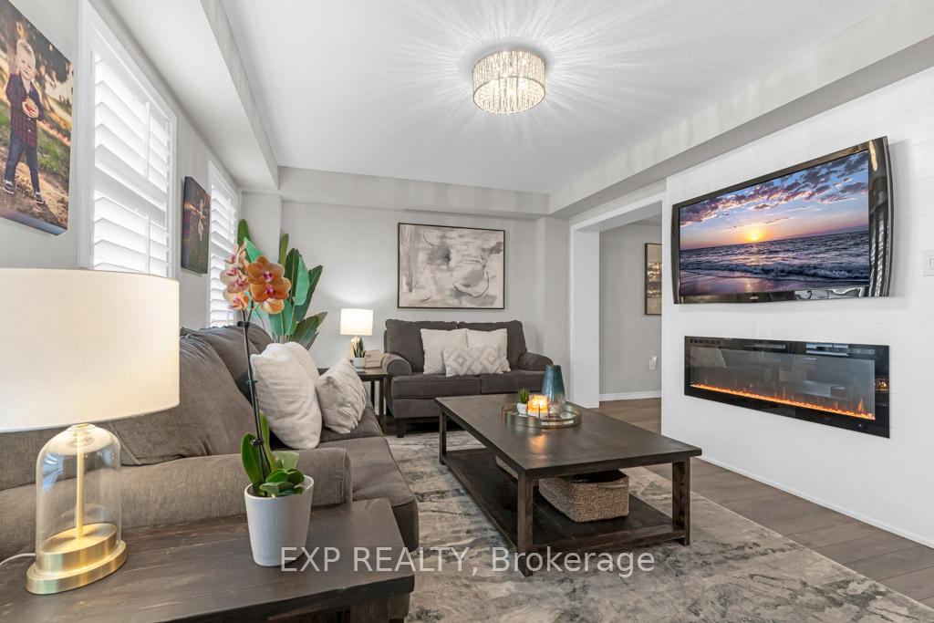 Photo 10 of 182 Binhaven Boulevard, Hamilton, Binbrook — HOMEH