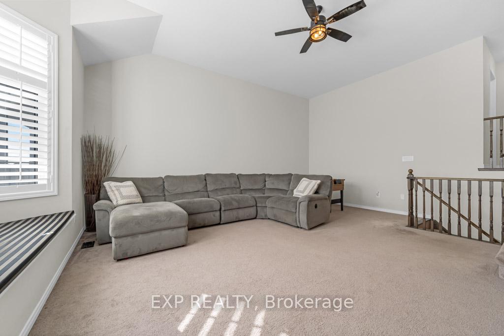 Photo 16 of 182 Binhaven Boulevard, Hamilton, Binbrook — HOMEH