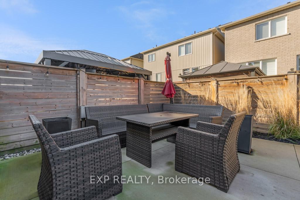 Photo 31 of 182 Binhaven Boulevard, Hamilton, Binbrook — HOMEH