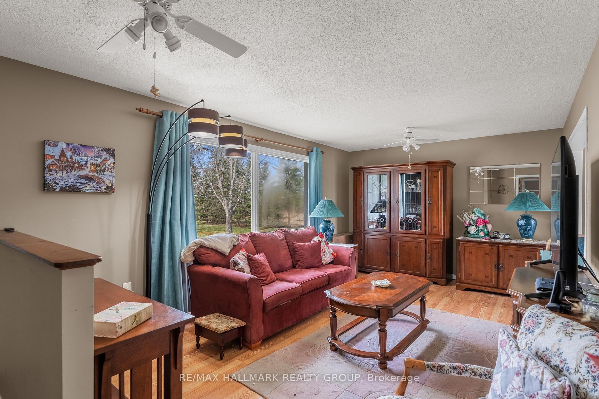 Photo 11 of 3756 Dunrobin Road, Ottawa, Dunrobin Shores — HOMEH