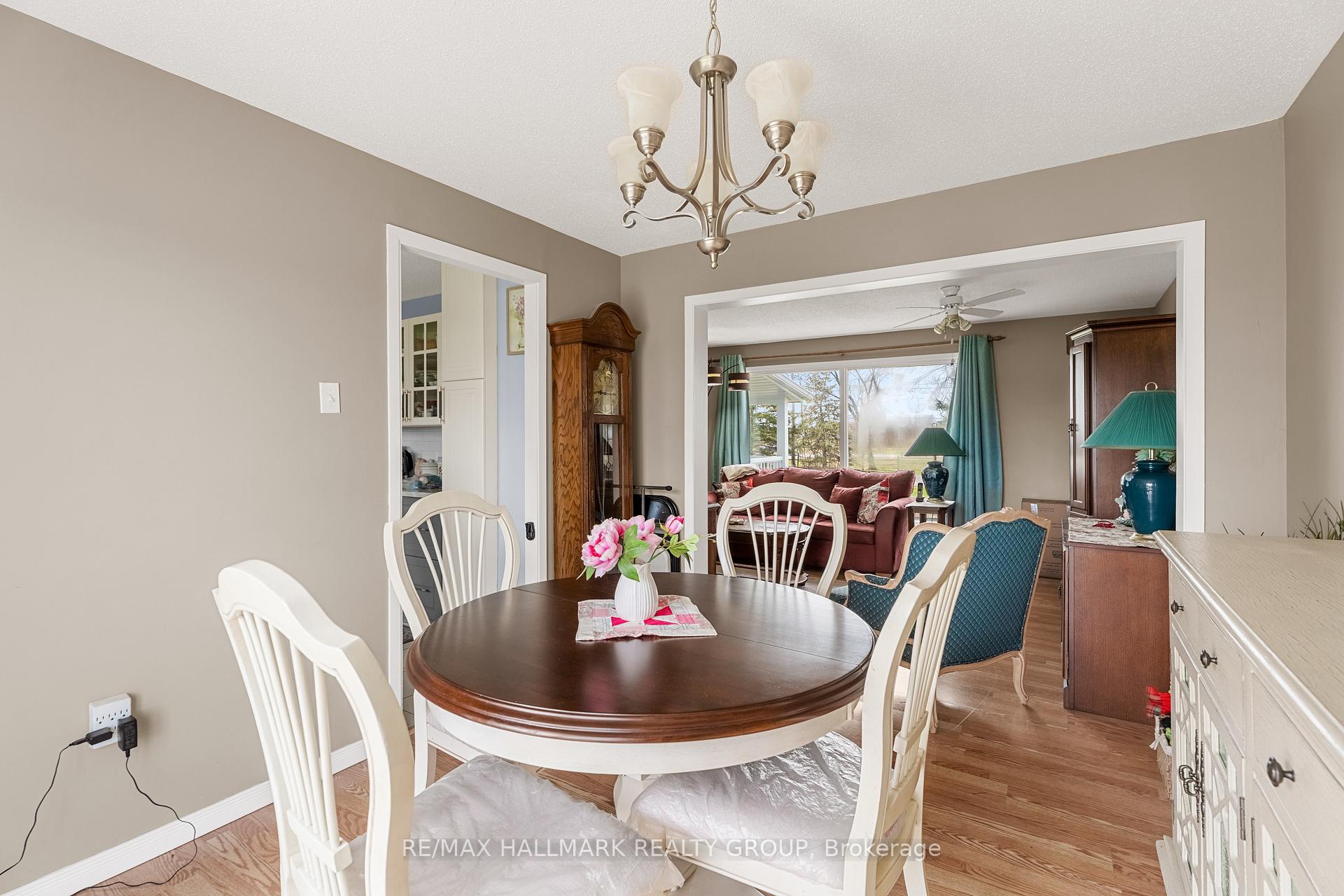Photo 14 of 3756 Dunrobin Road, Ottawa, Dunrobin Shores — HOMEH