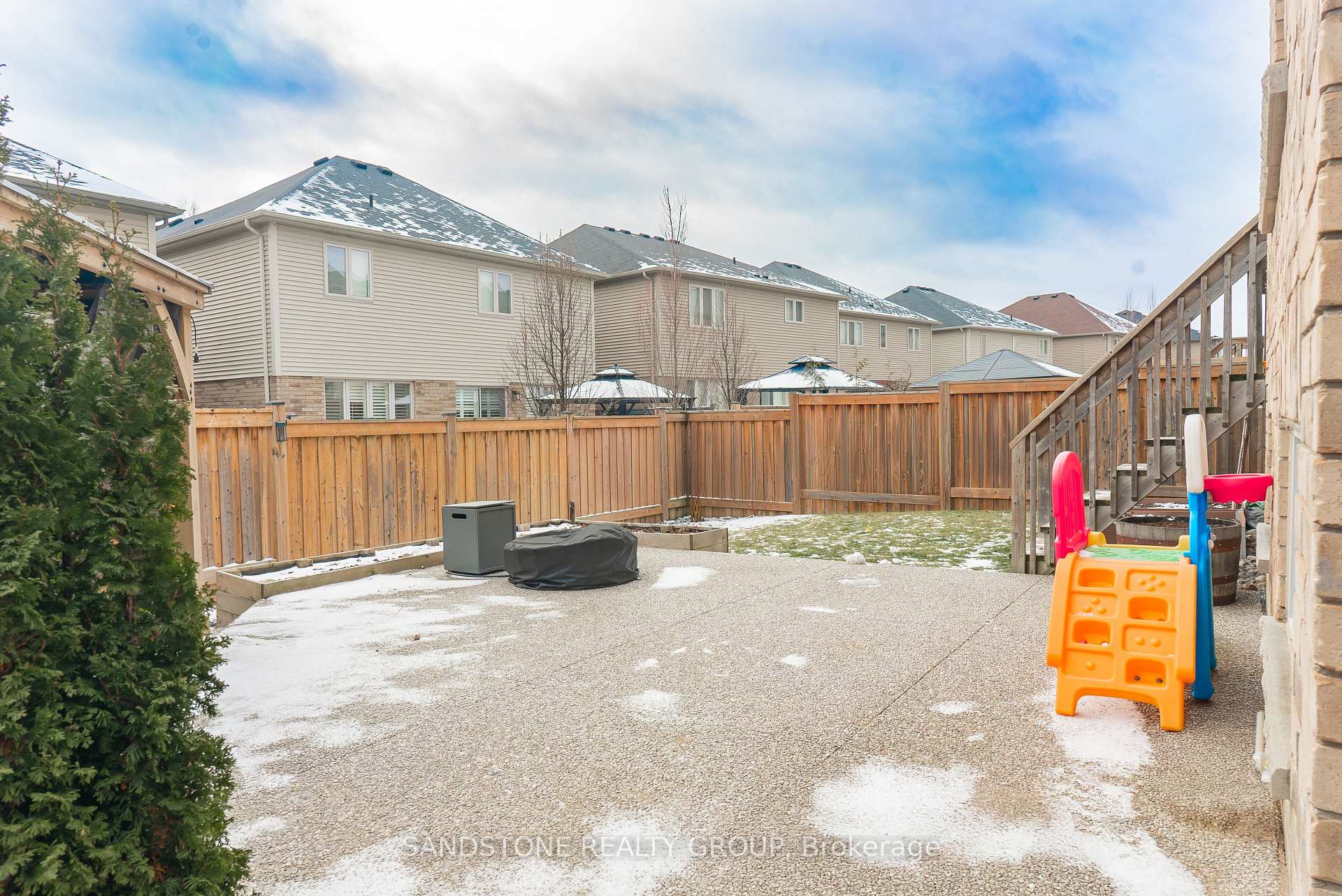 Photo 37 of 183 Pumpkin Pass, Hamilton, Binbrook — HOMEH
