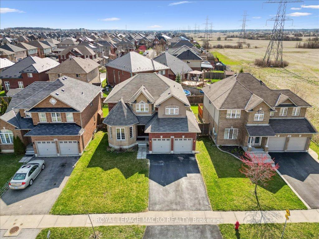 Photo 6 of 157 Fletcher Road, Hamilton, Rural Glanbrook — HOMEH