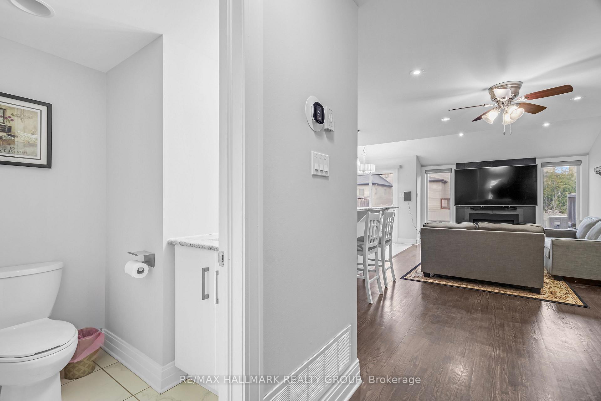 Photo 4 of 128 Woodhurst Crescent, Ottawa, Stittsville (South) — HOMEH