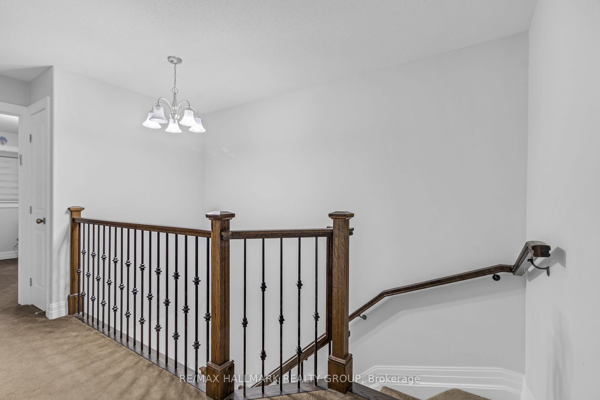 Photo 13 of 128 Woodhurst Crescent, Ottawa, Stittsville (South) — HOMEH