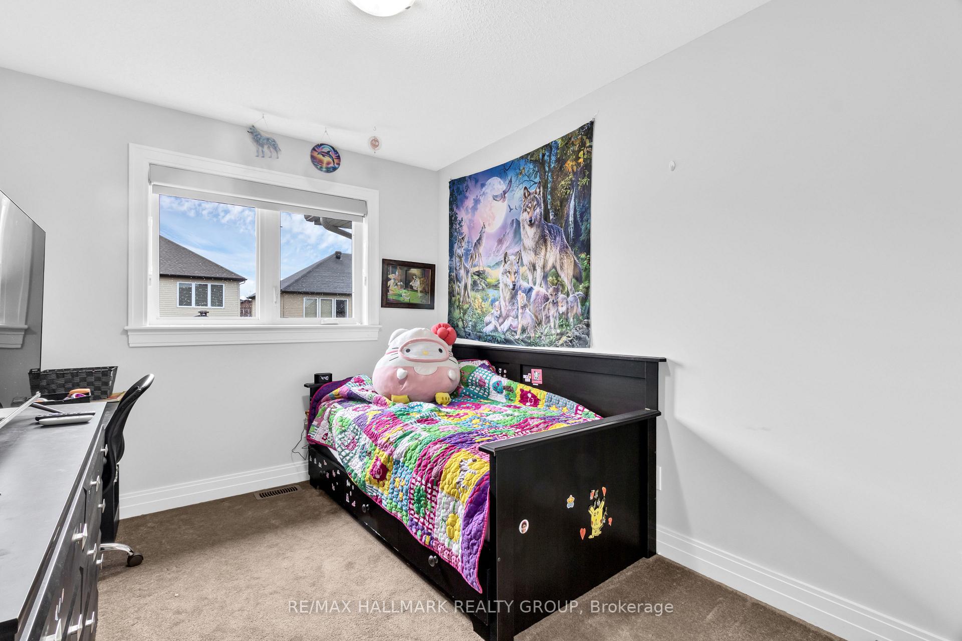 Photo 18 of 128 Woodhurst Crescent, Ottawa, Stittsville (South) — HOMEH