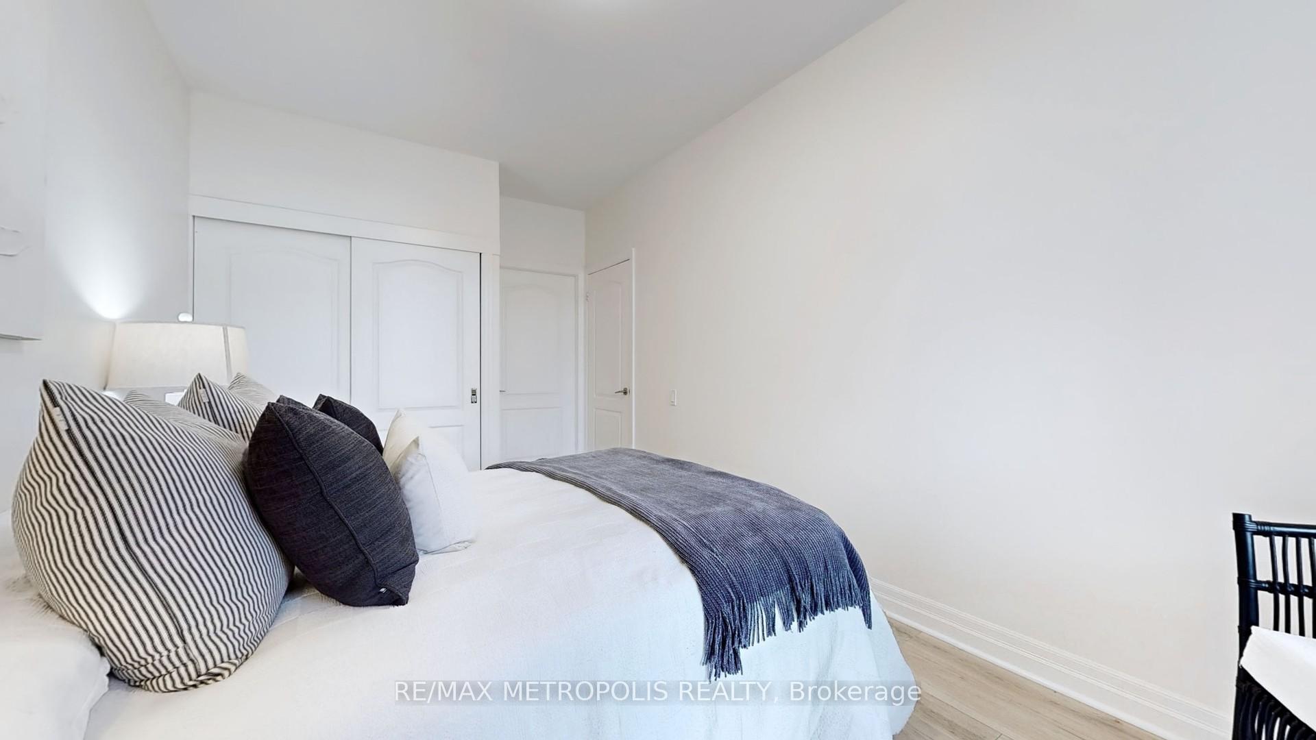 Photo 11 of Unit 619, 44 Bond Street W, Oshawa, O'Neill — HOMEH