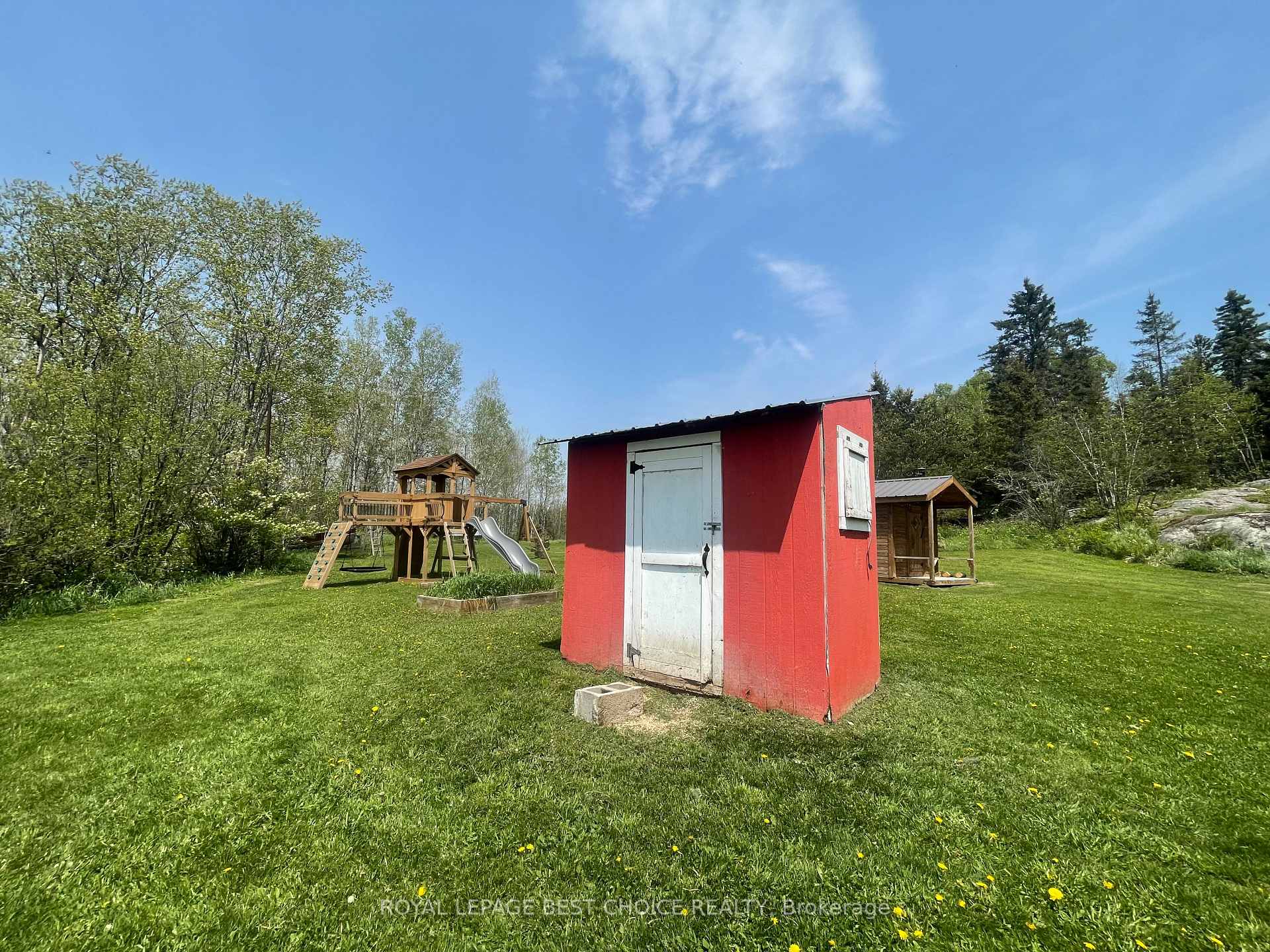 Photo 12 of 468505 5 Road, Englehart, Central Timiskaming — HOMEH
