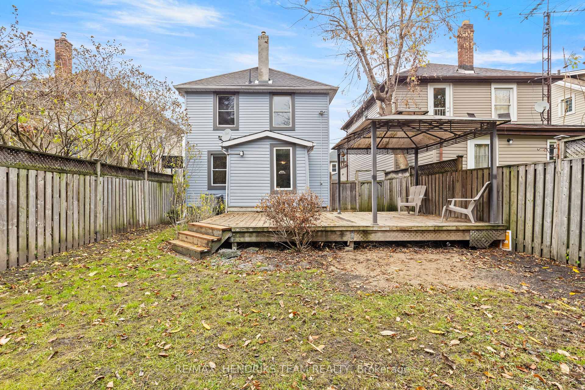 Photo 16 of 102 Lowell Avenue, St. Catharines, Downtown — HOMEH