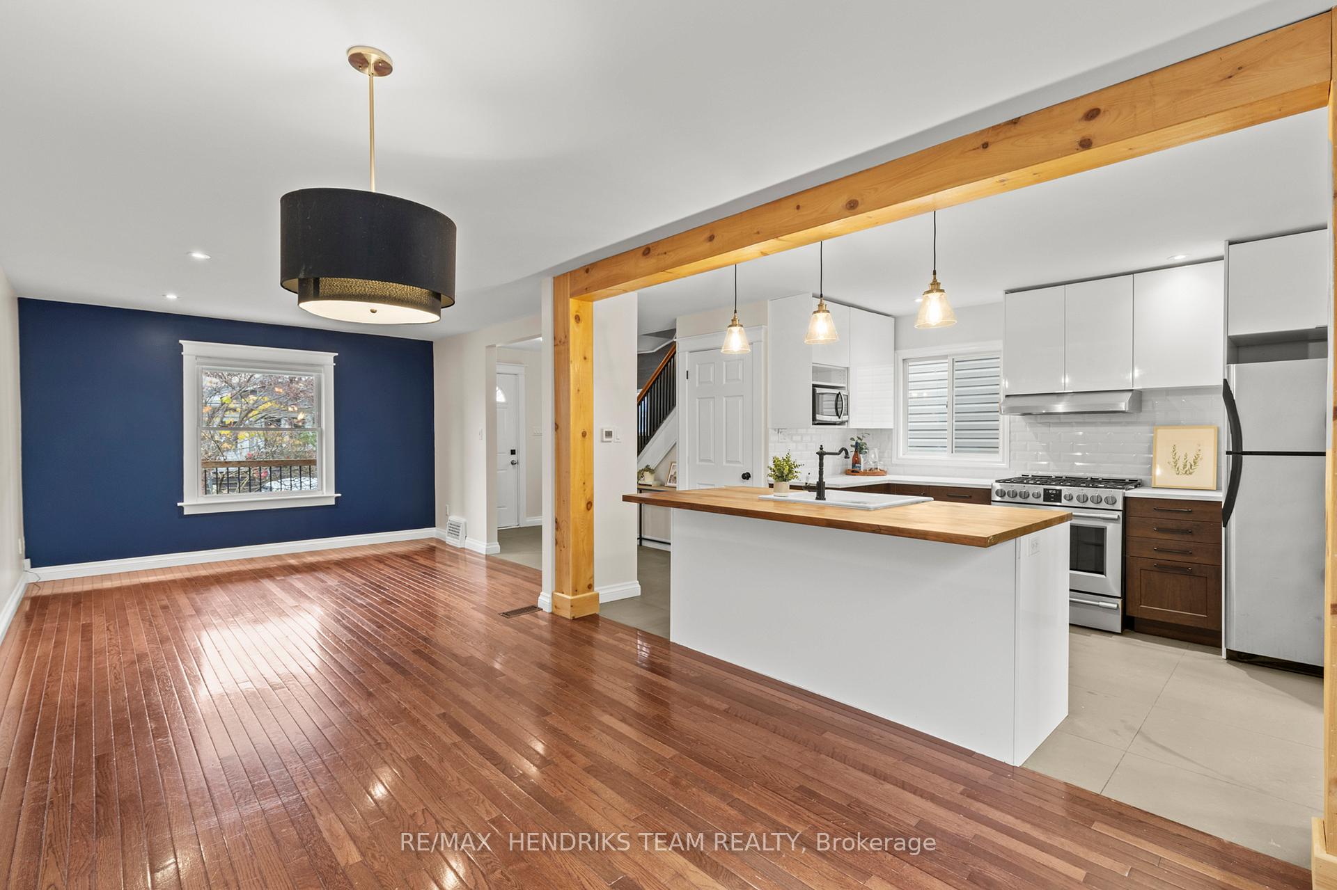 Photo 23 of 102 Lowell Avenue, St. Catharines, Downtown — HOMEH