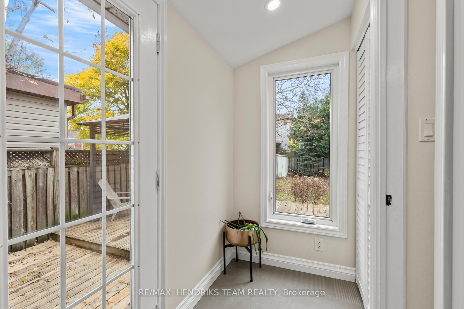 Photo 28 of 102 Lowell Avenue, St. Catharines, Downtown — HOMEH
