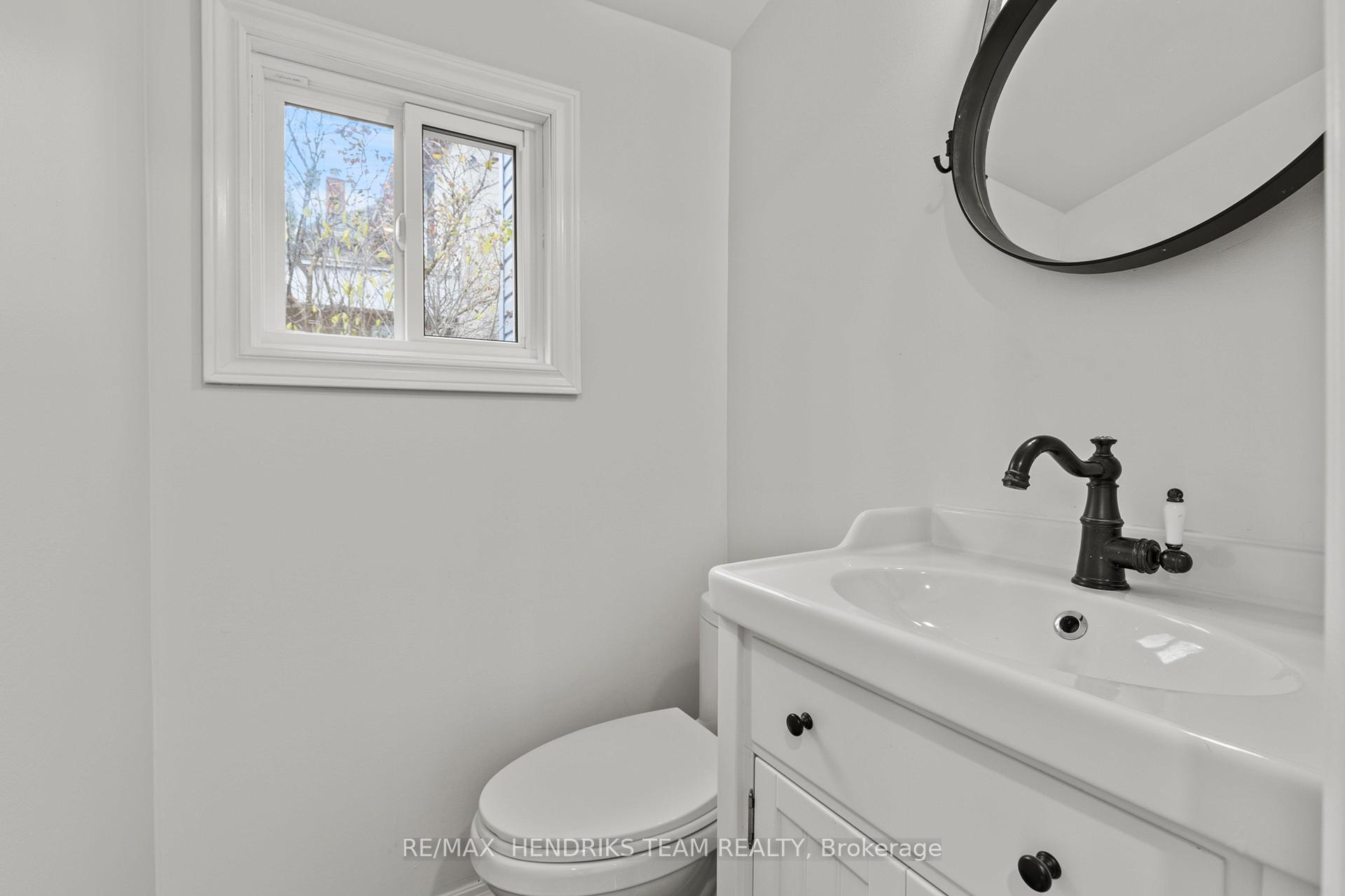 Photo 29 of 102 Lowell Avenue, St. Catharines, Downtown — HOMEH