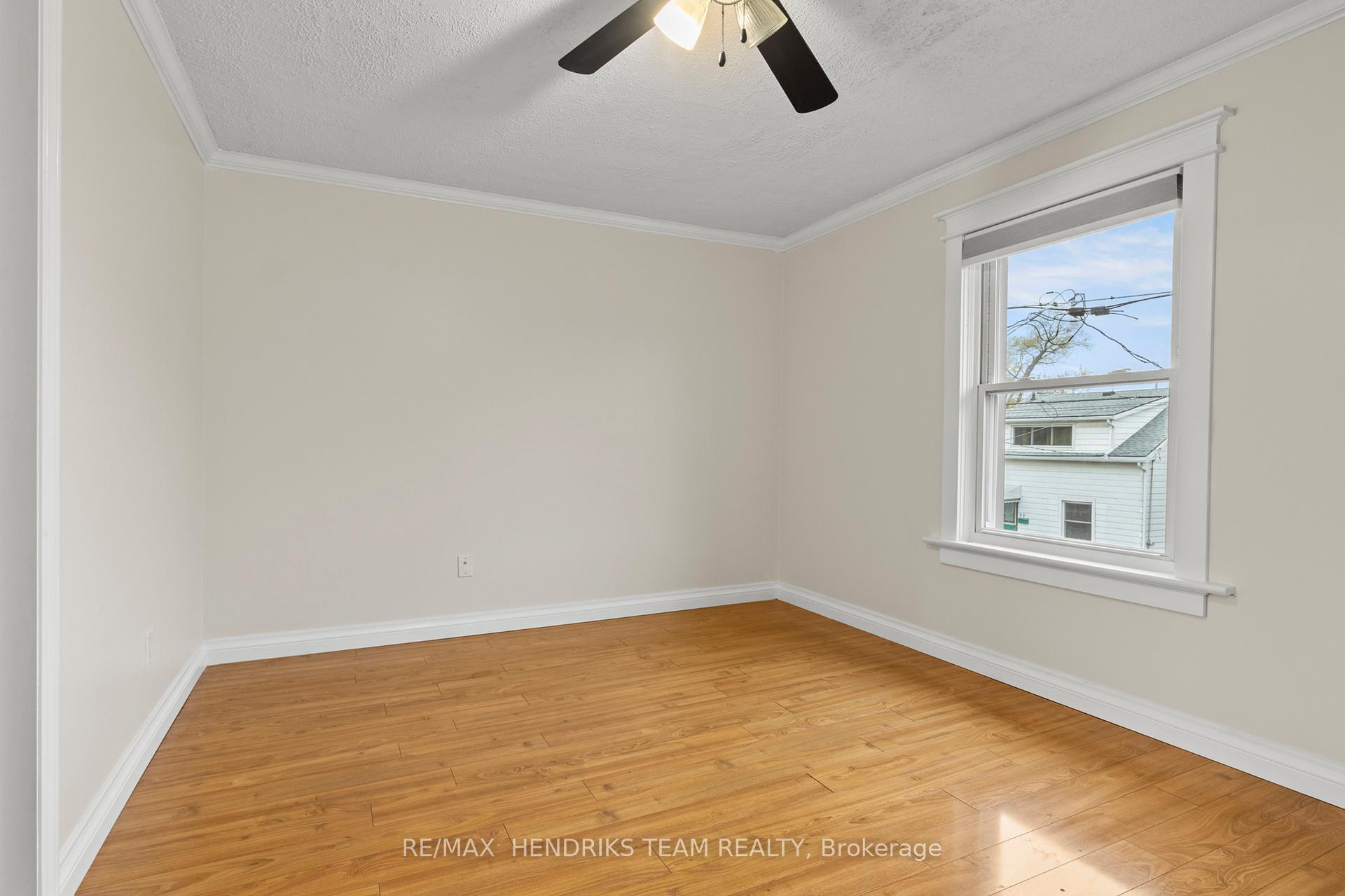 Photo 31 of 102 Lowell Avenue, St. Catharines, Downtown — HOMEH