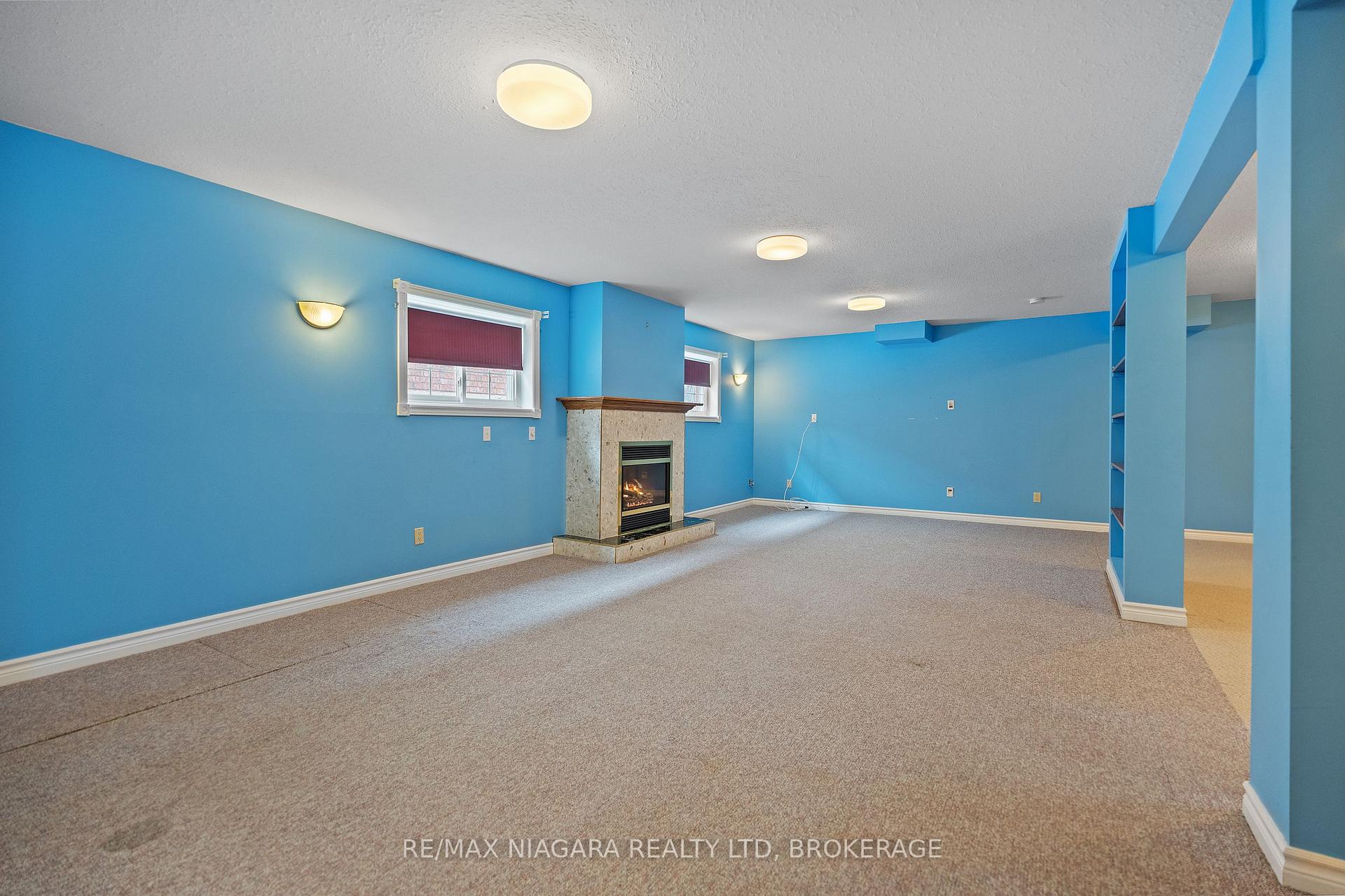 Photo 27 of 9 1/2 Greenock Circle, St. Catharines, Western Hill — HOMEH