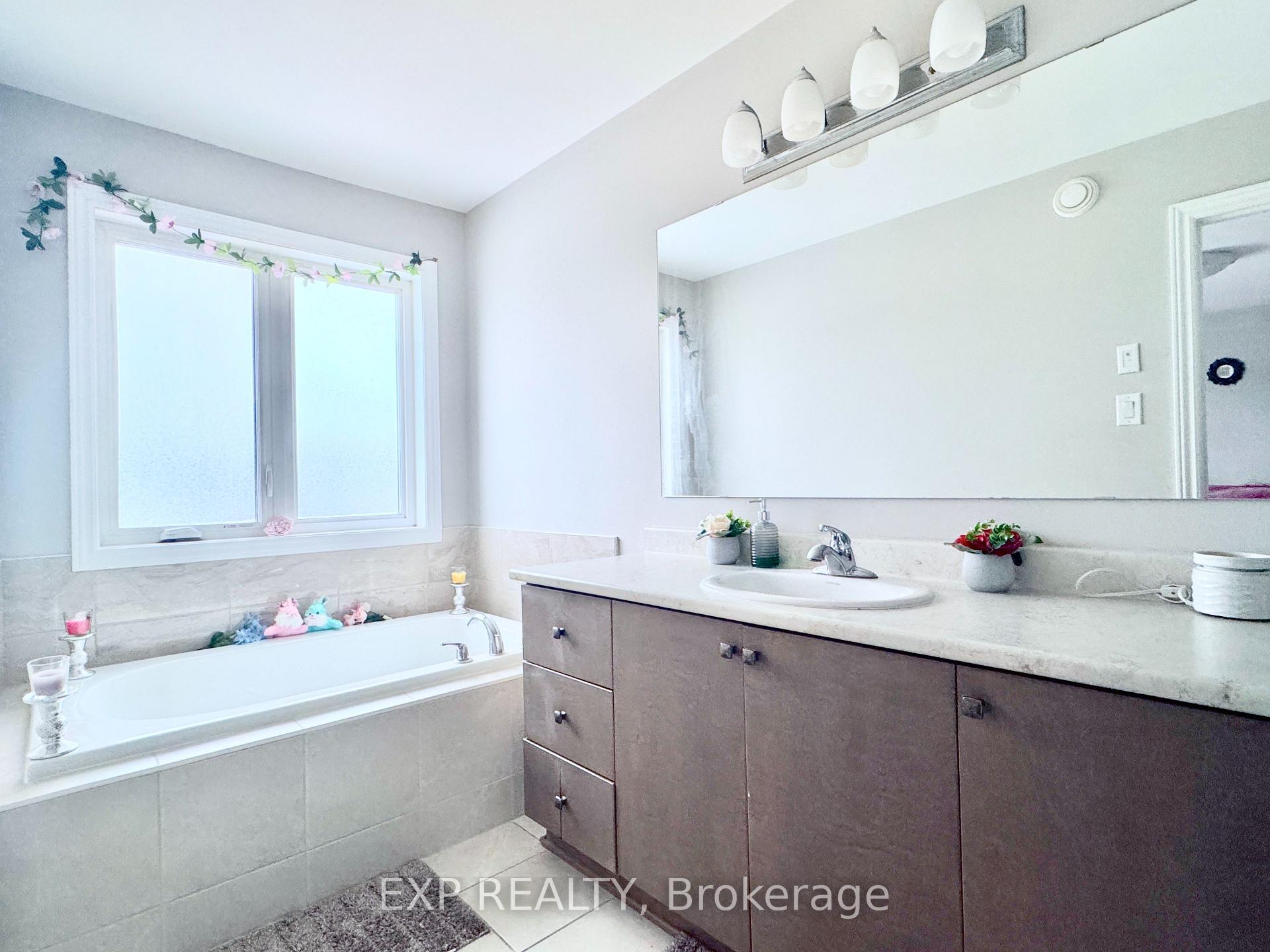 Photo 8 of 534 Muscari Street, Ottawa, Blossom Park/Kemp Park/Findlay Creek — HOMEH