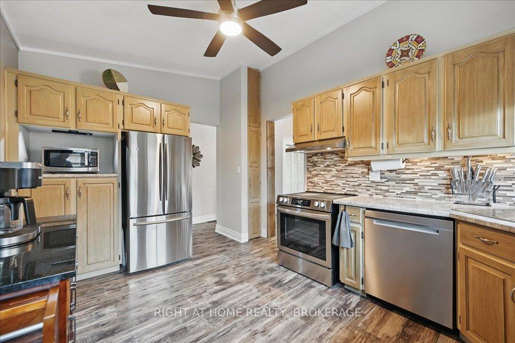 Photo 13 of 31 Taylor Crescent, Hamilton, Greensville — HOMEH