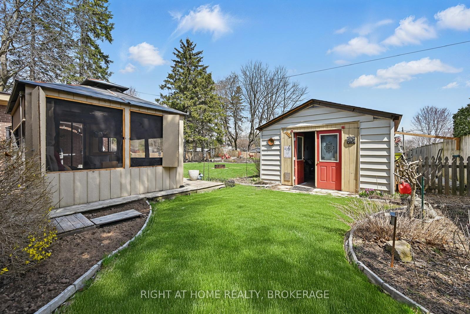 Photo 55 of 31 Taylor Crescent, Hamilton, Greensville — HOMEH