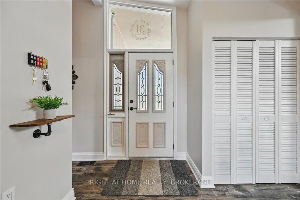 Photo 23 of 31 Taylor Crescent, Hamilton, Greensville — HOMEH
