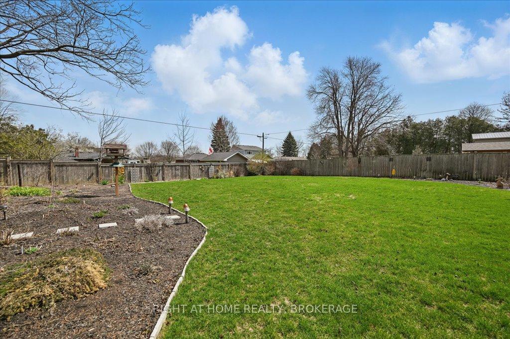 Photo 69 of 31 Taylor Crescent, Hamilton, Greensville — HOMEH