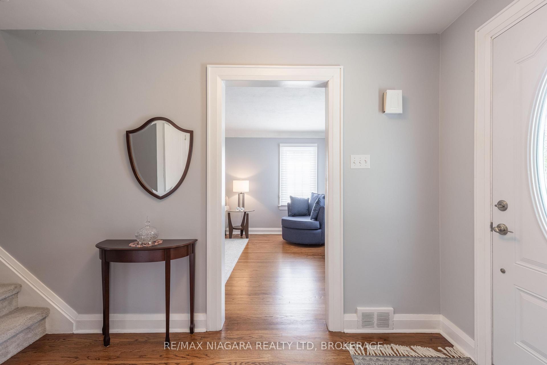 Photo 5 of 368 Linwell Road, St. Catharines, Vine/Linwell — HOMEH