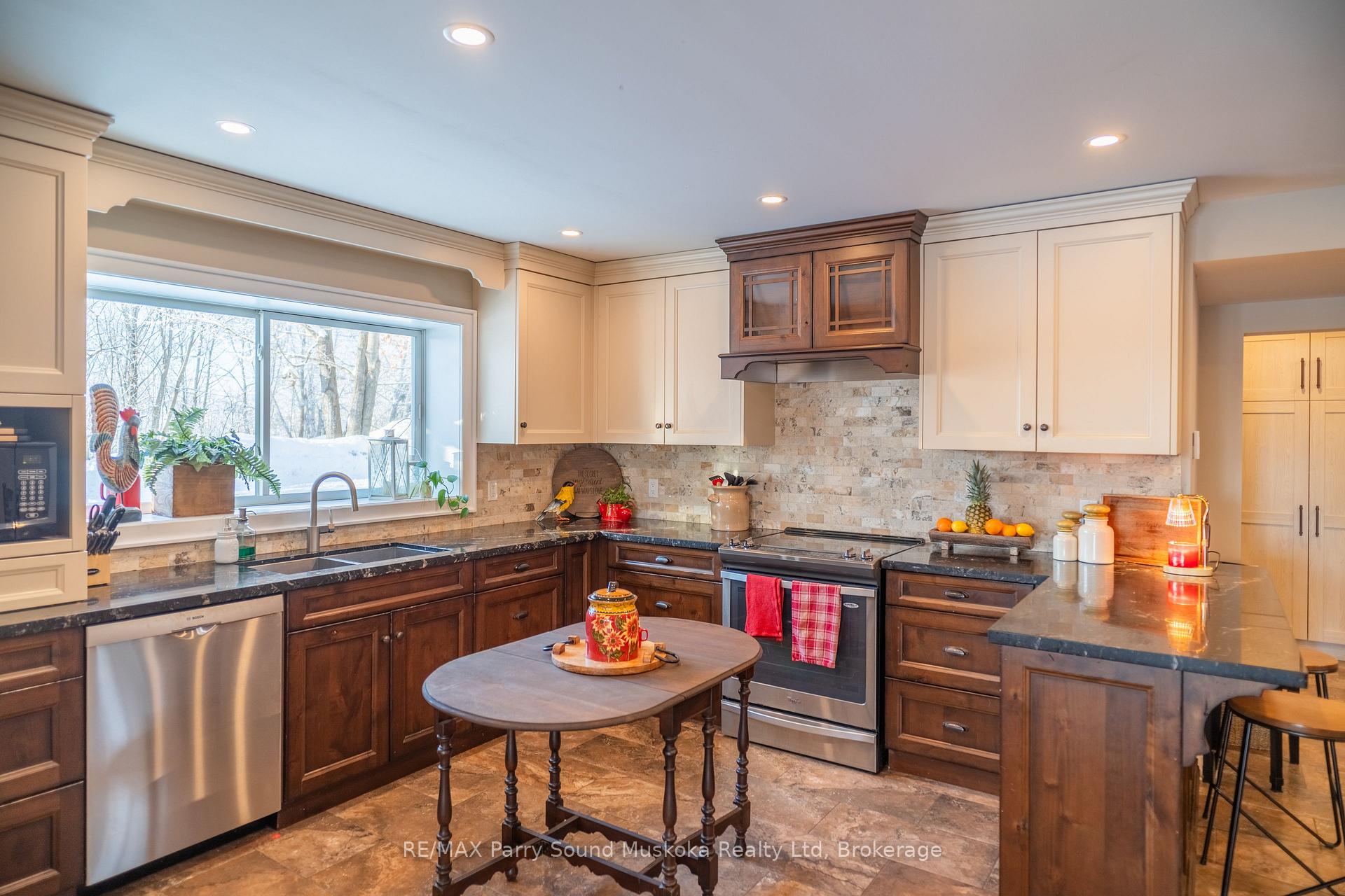 Photo 7 of 51 Hardies Road, McKellar — HOMEH