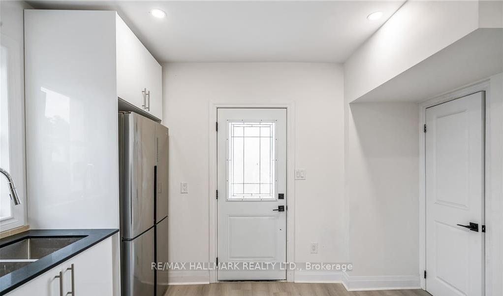 Photo 5 of 1 Tasker Street, St. Catharines, E. Chester — HOMEH