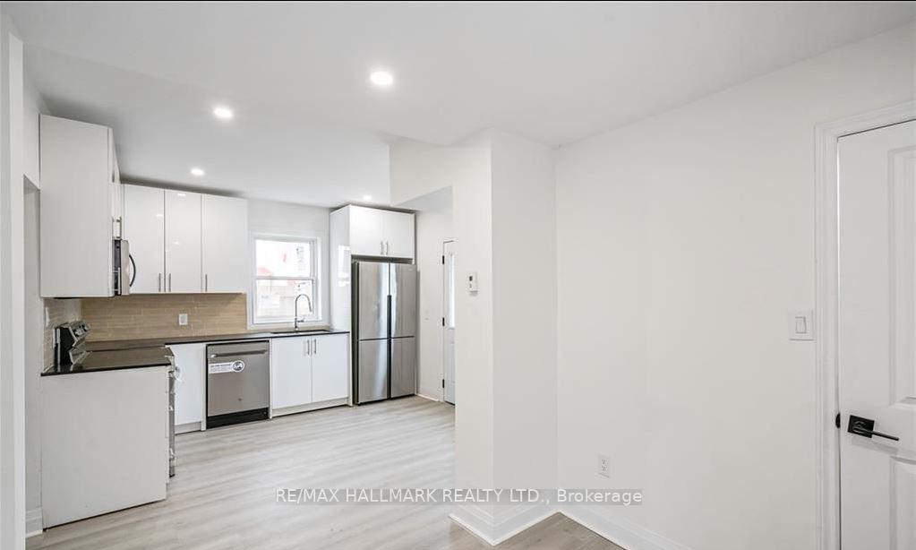 Photo 6 of 1 Tasker Street, St. Catharines, E. Chester — HOMEH