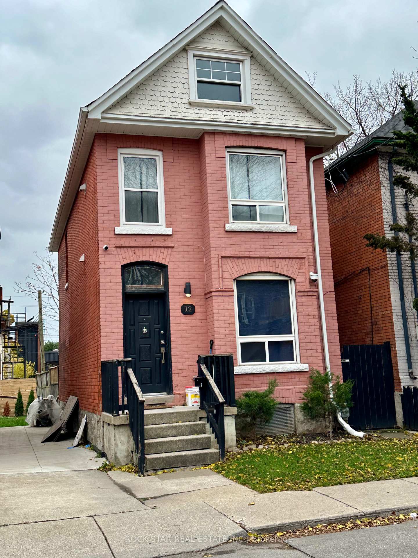 Photo 1 of 12 William Street, Hamilton, Landsdale — HOMEH