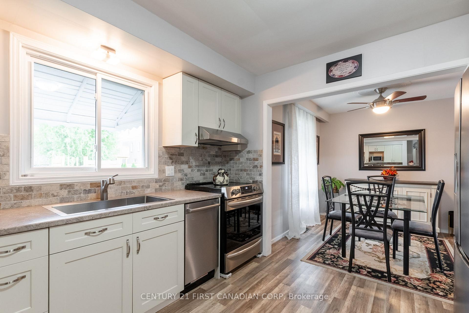 Photo 12 of 53 Dunwich Drive, St. Thomas — HOMEH