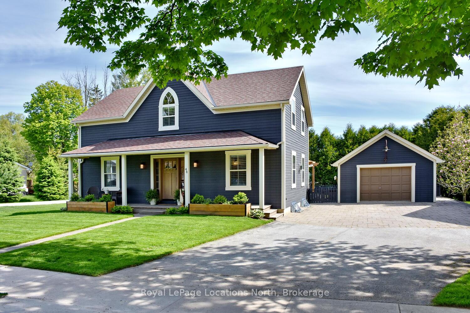 Photo 1 of 44 Napier Street E, Blue Mountains — HOMEH
