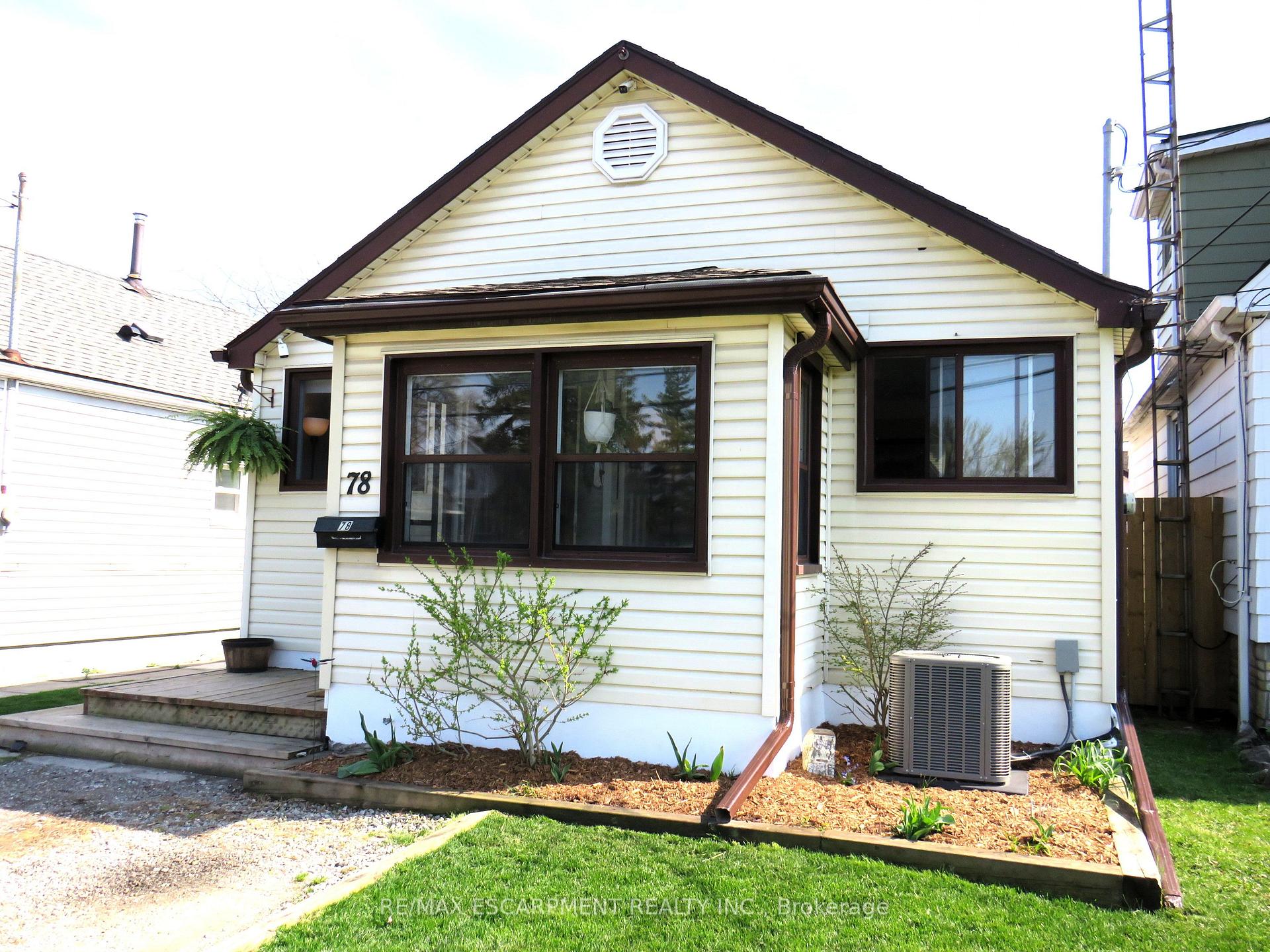Front of 78 Lincoln Avenue