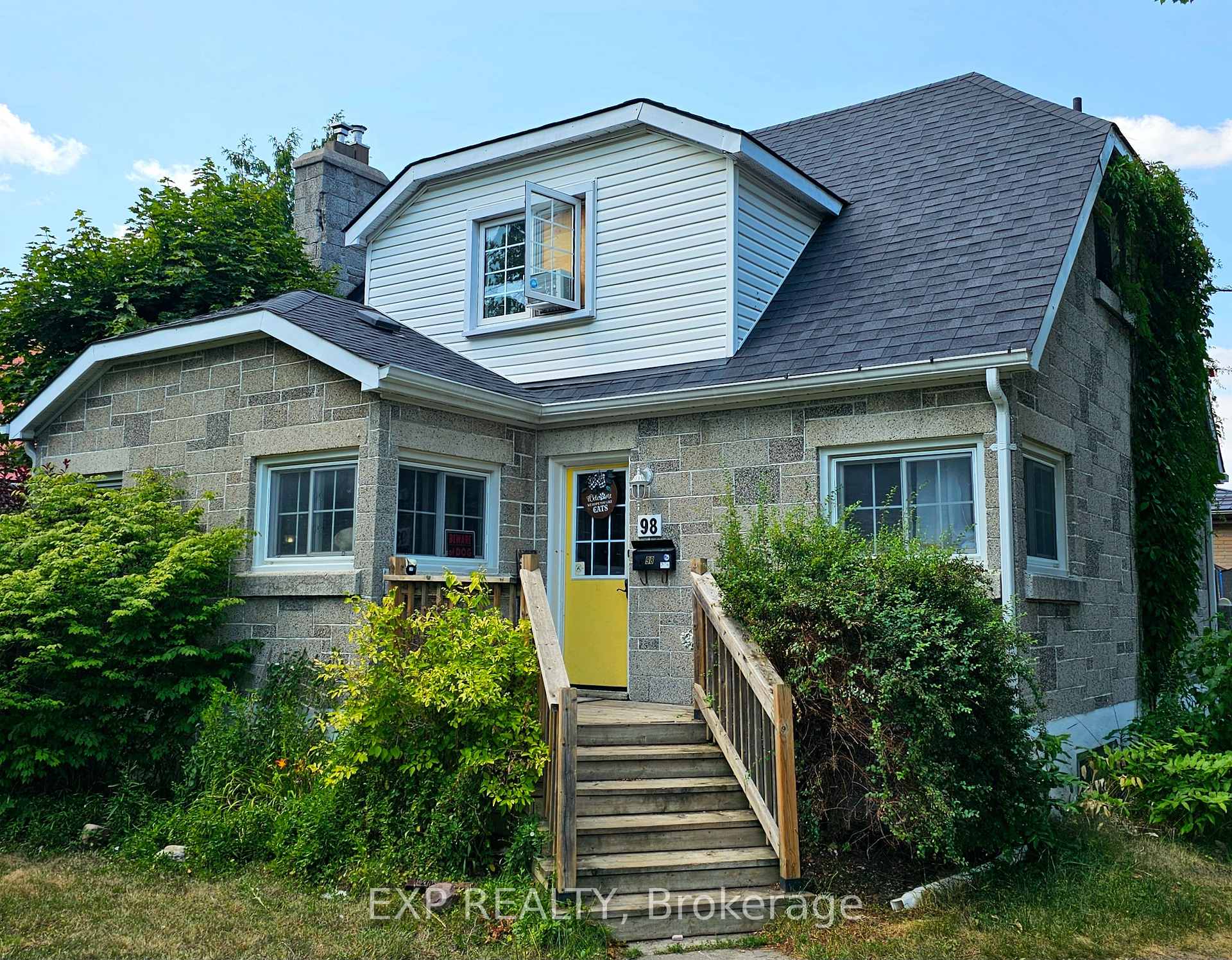 Photo 1 of 98 Pine Street, Belleville, Belleville Ward — HOMEH