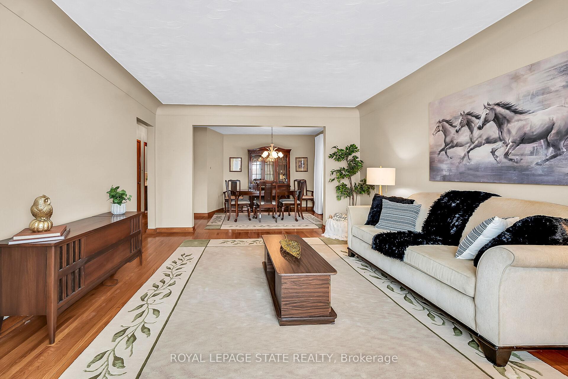 Photo 6 of 118 Charlotte Street, Hamilton, Rosedale — HOMEH