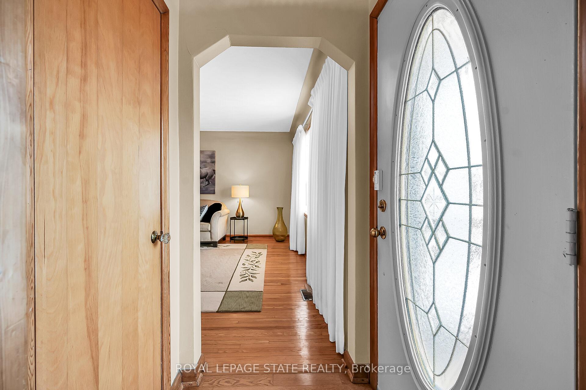Photo 16 of 118 Charlotte Street, Hamilton, Rosedale — HOMEH