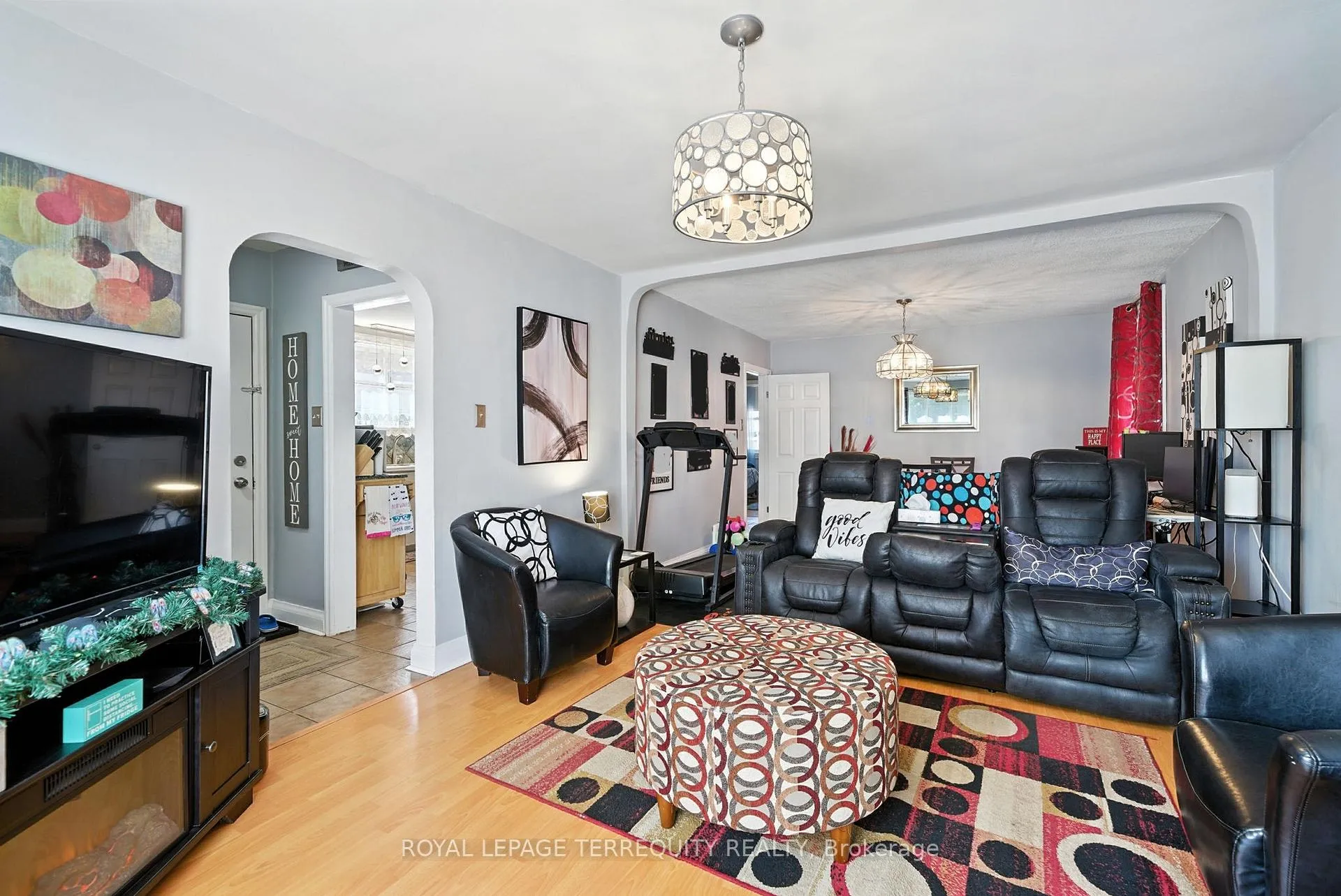 Photo 8 of 254 Cadillac Avenue S, Oshawa, Central — HOMEH