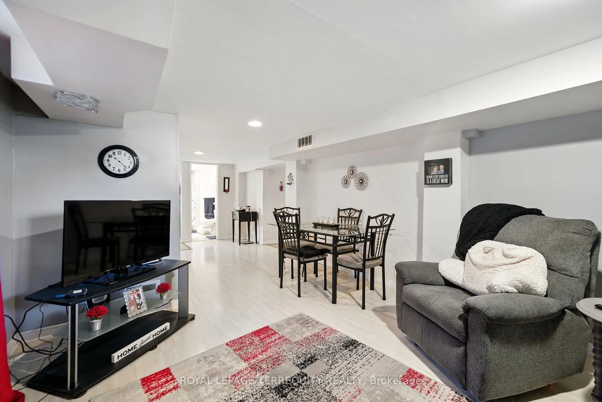 Photo 24 of 254 Cadillac Avenue S, Oshawa, Central — HOMEH
