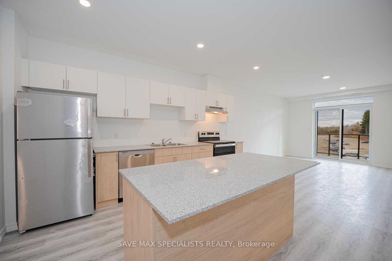 Photo 14 of Unit 407, 1098 Paisley Road, Guelph, Willow West/Sugarbush/West Acres — HOMEH
