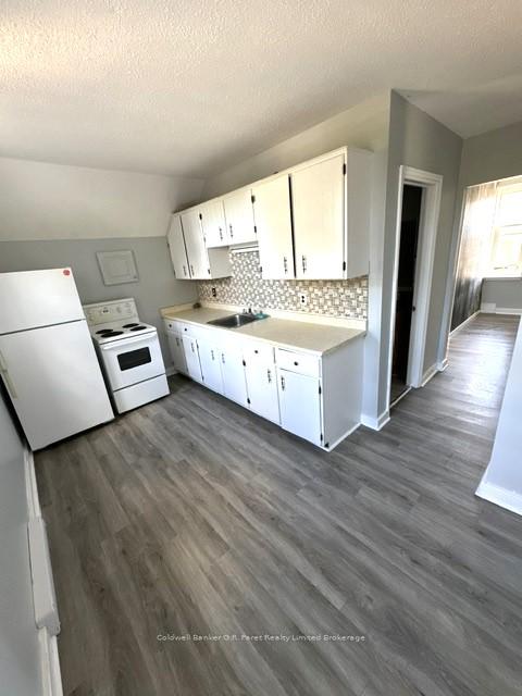 Photo 11 of 113 Curtis Street, St. Thomas — HOMEH