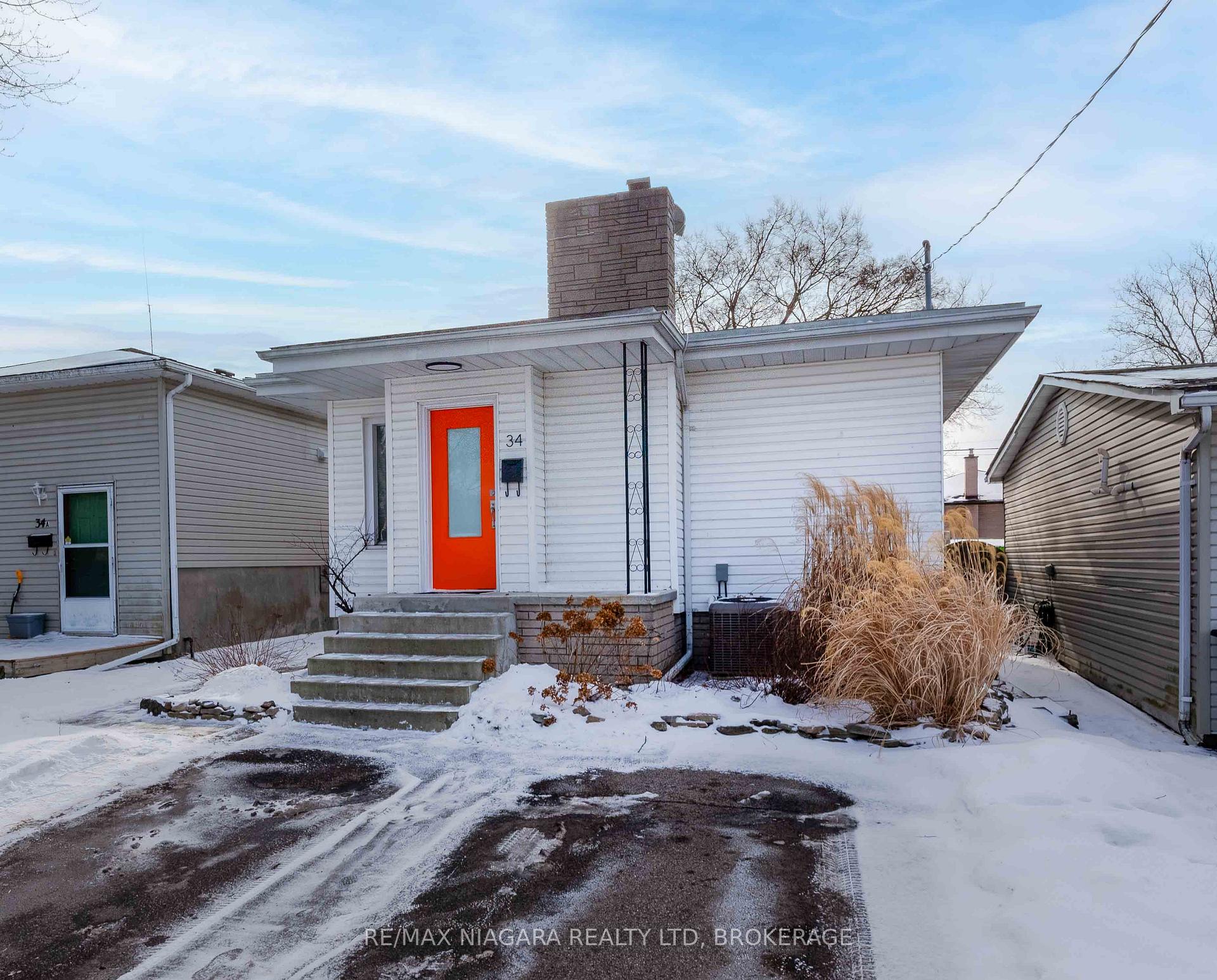 Photo 6 of 34 Durham Drive, St. Catharines, Port Weller — HOMEH