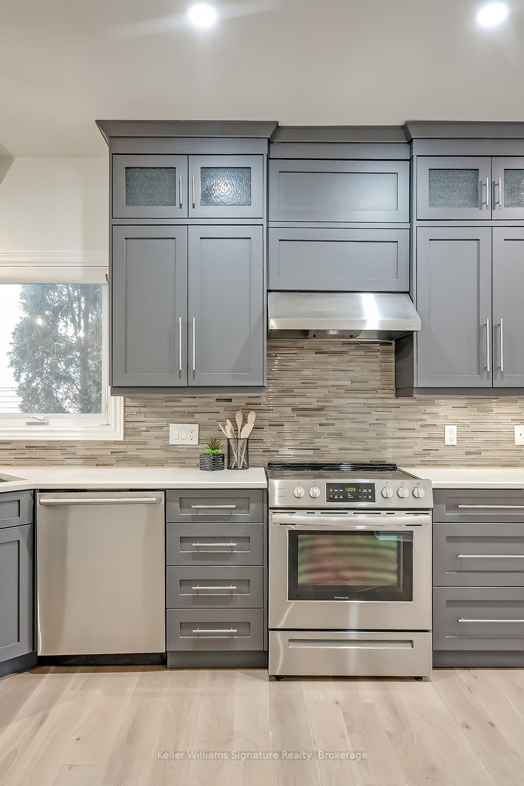 Photo 17 of 202 Vansickle Road, St. Catharines, Rykert/Vansickle — HOMEH