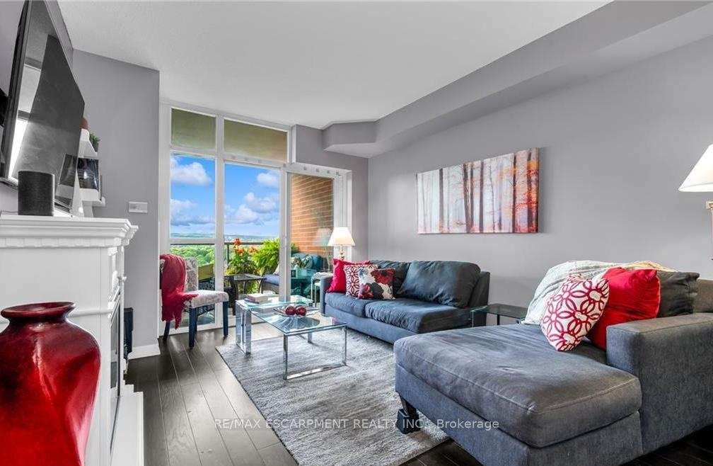 Photo 6 of Unit 1305, 551 Maple Avenue, Burlington, Brant — HOMEH